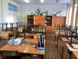 Кабинет русского языка
30посадочных мест, автоматизированное рабочее место учителя, полный комплект методической литературы